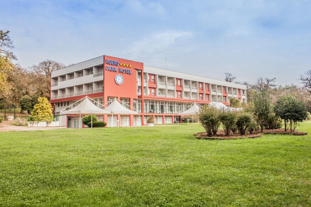 Roero Park Hotel Sommariva Perno Экстерьер фото