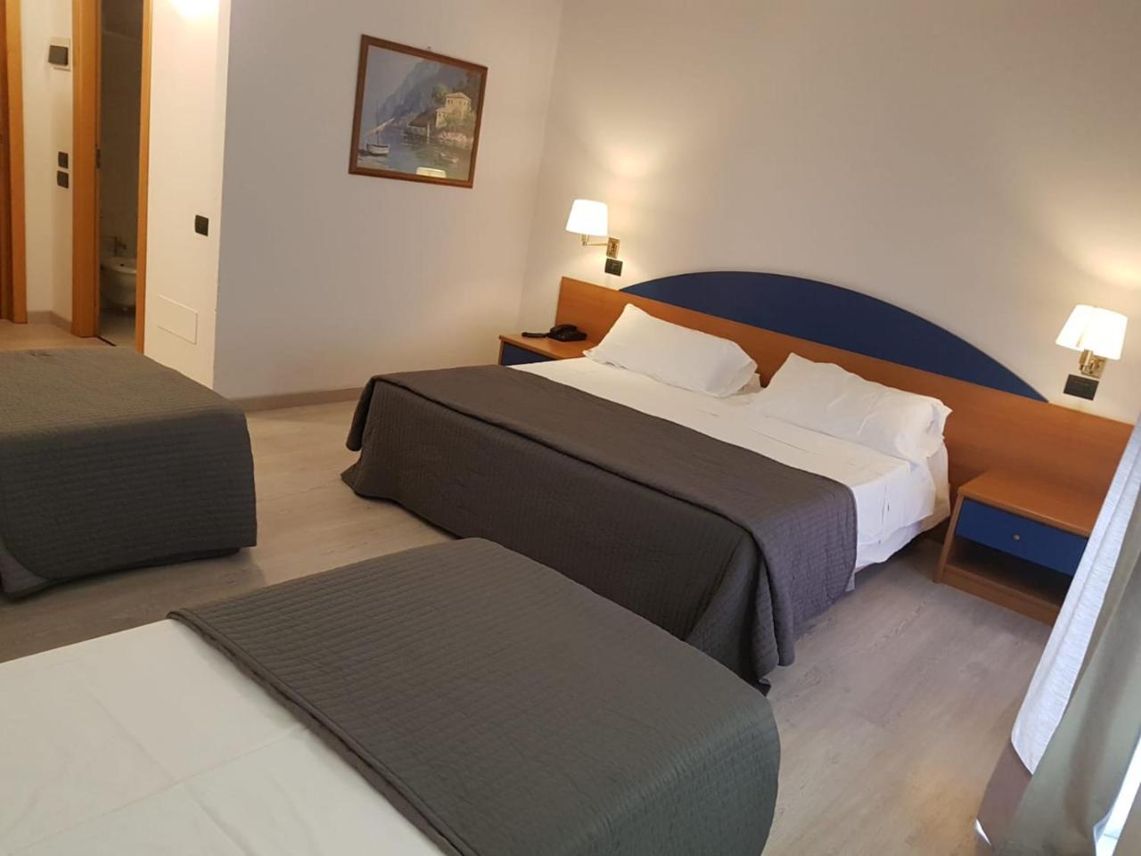 Roero Park Hotel Sommariva Perno Экстерьер фото